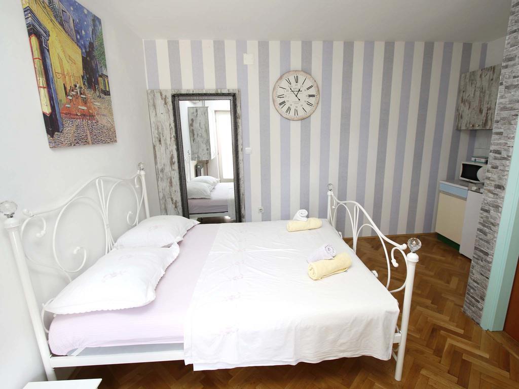 Apartments Srdjan Makarska Exterior photo