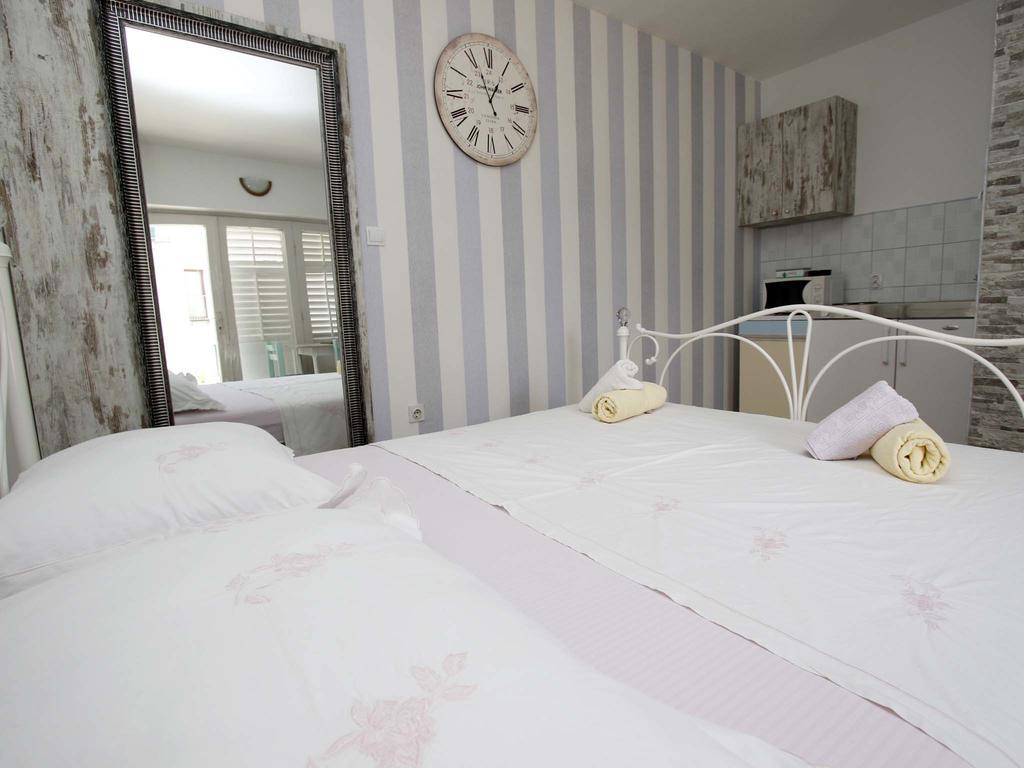 Apartments Srdjan Makarska Exterior photo